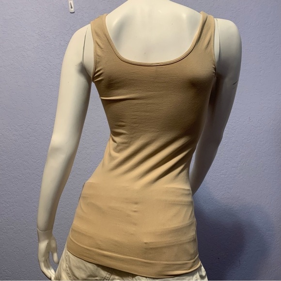 Babaton Sculpt Knit Squareneck Contour Hip Length Tank - Picture 5 of 6